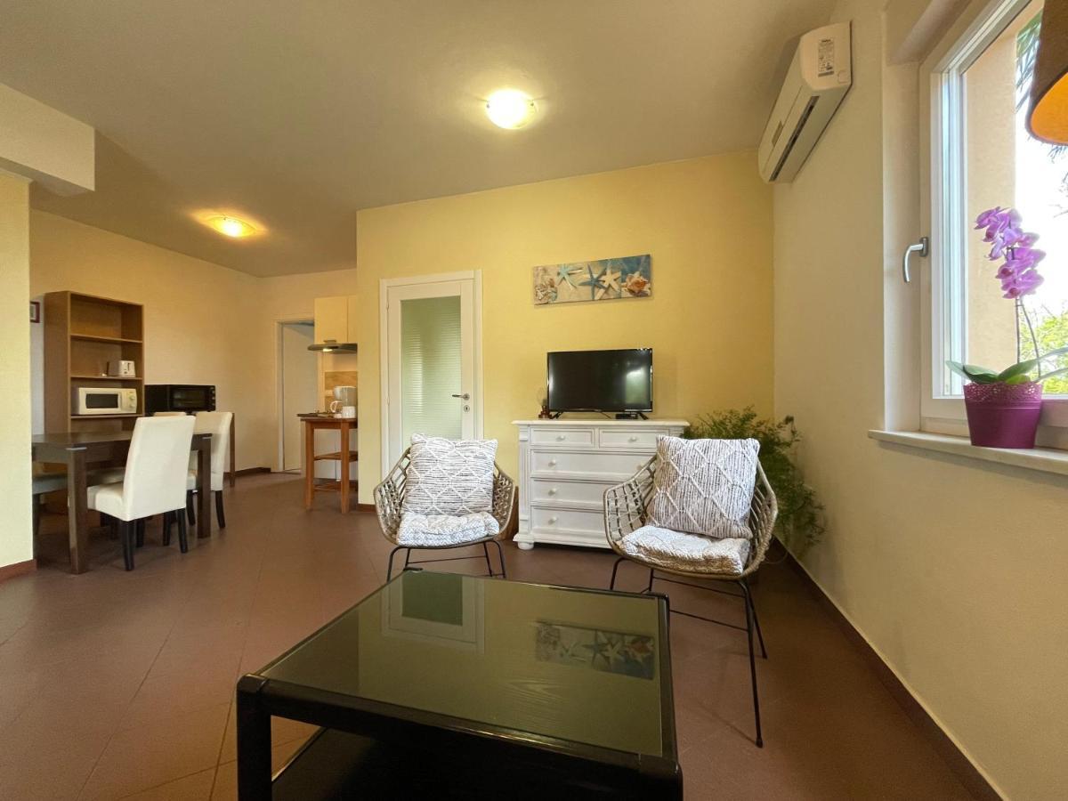Grand Pool Apartment Ika-Abbázia Kültér fotó