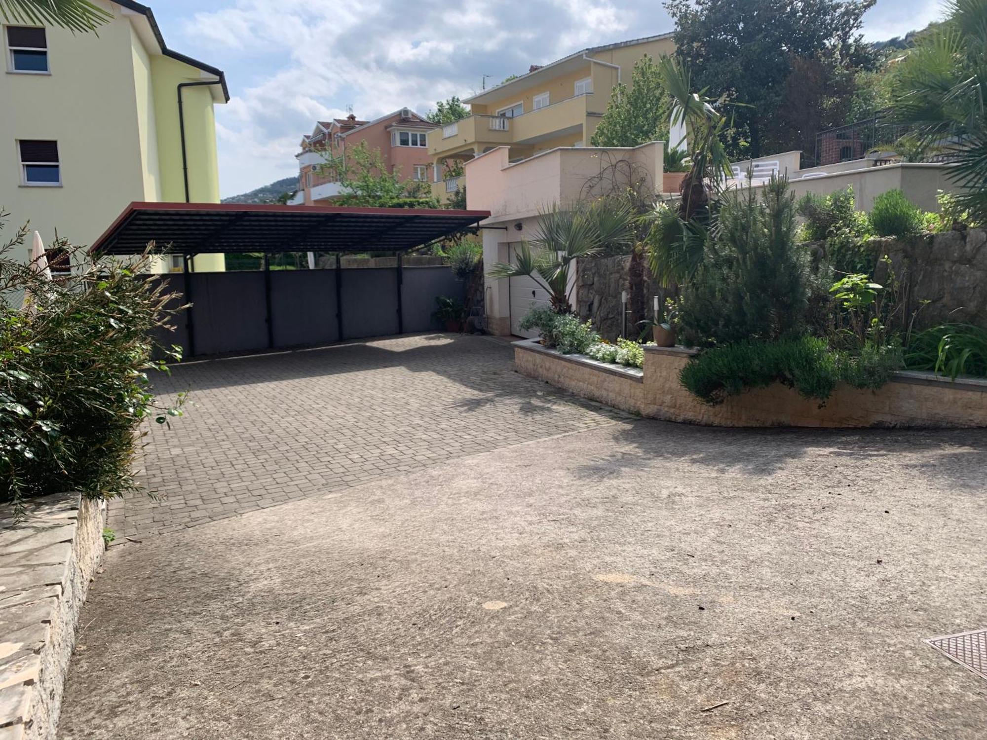 Grand Pool Apartment Ika-Abbázia Kültér fotó